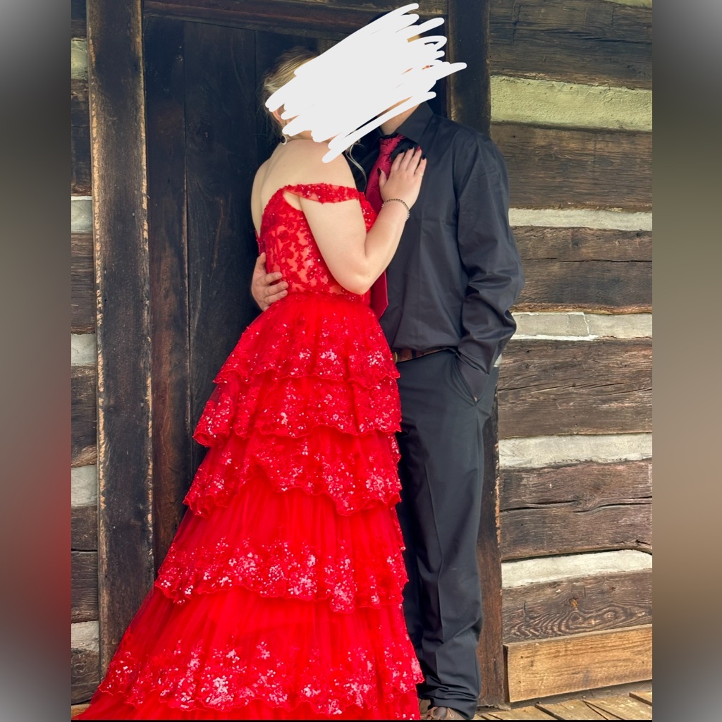 Red Sherri Hill Dress 555000